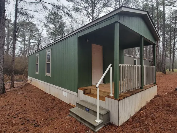 920 Cedar Village Ln, Seneca, SC 29678