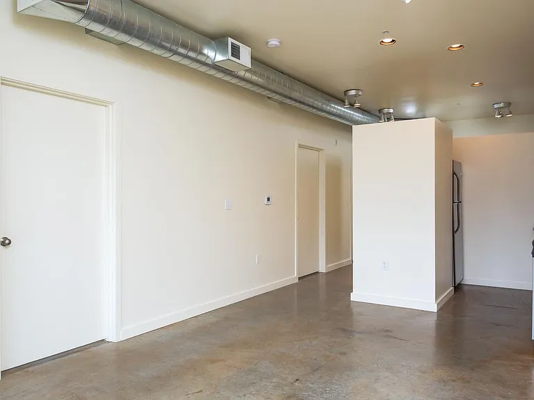 Move the House — Photo 18
