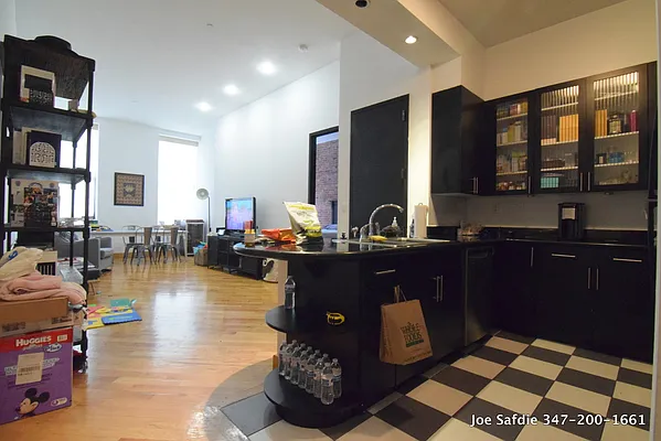 Rented by J Misrahi Realty Corp | media 52