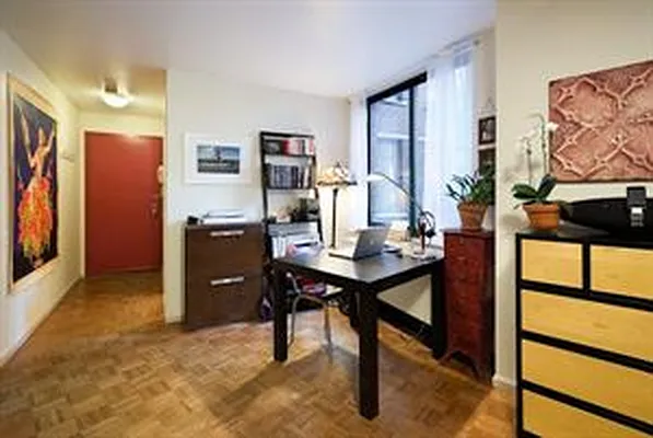 Rented by Douglas Elliman | media 15