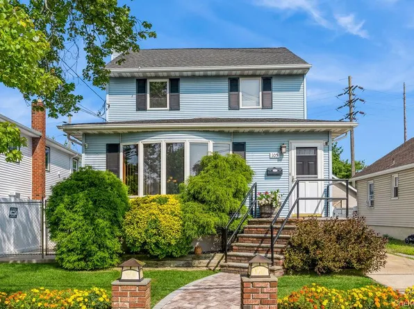 105 Howell Street, Bellmore, NY 11710
