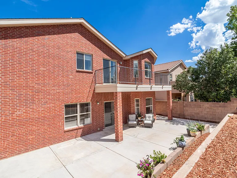 9223 Drolet Dr NW — Photo 33