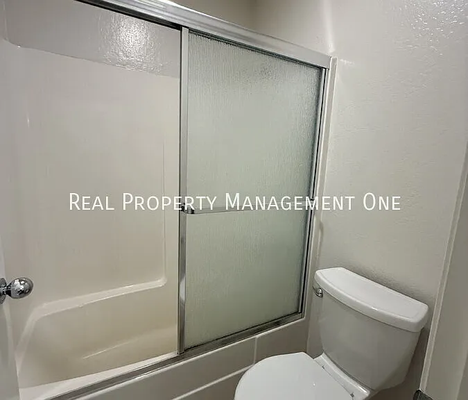 250 Hackamore Cmn — Photo 17