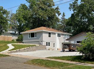 1915 5th St SW #2, Rochester, MN 55902