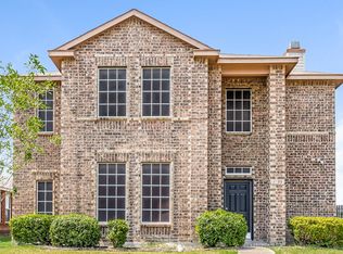 1253 Spring Water Dr, Lancaster, TX 75134