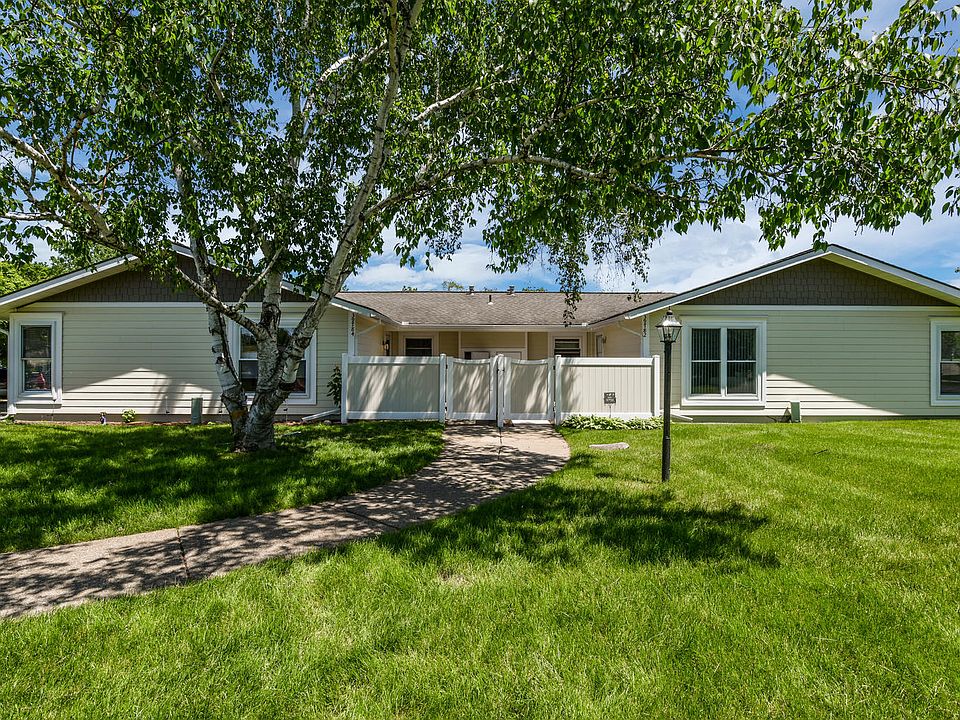 1st image of 39784 Village Wood Cir #379