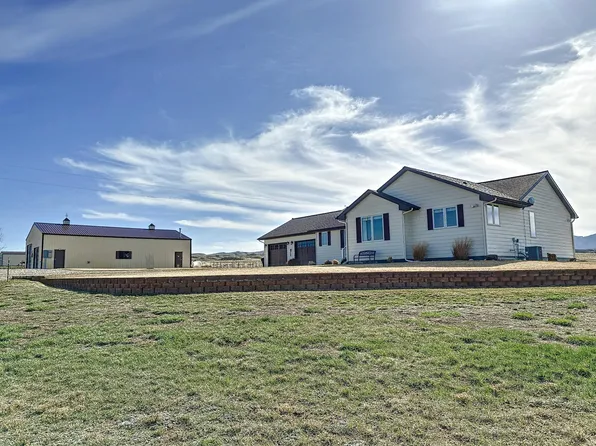 122 Dally Ln, Buffalo, WY 82834