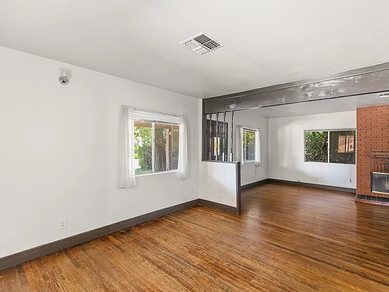 5723 Stansbury Ave #1 — Photo 6