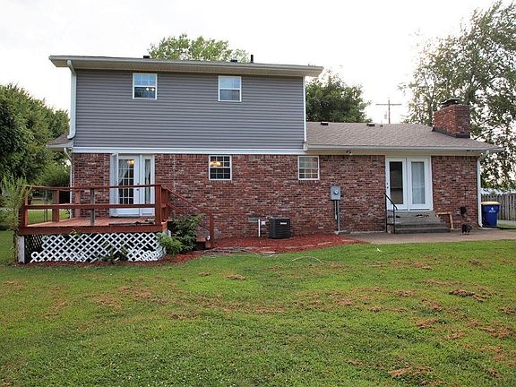 5th image of 140 Hilltopper Dr