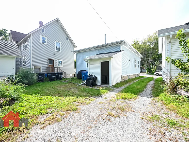 608 Central St — Photo 17
