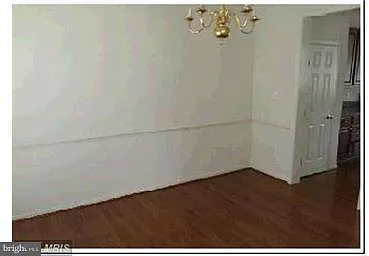 1114 Anderson St — Photo 16