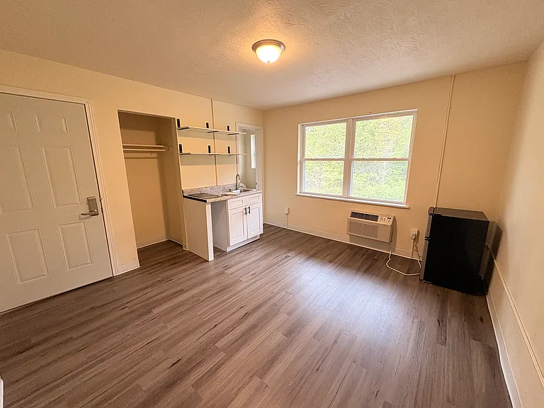 7746 Reading Rd #24 — Photo 2