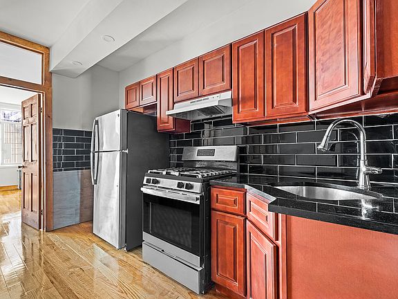 4th image of 282 Himrod St APT 2L