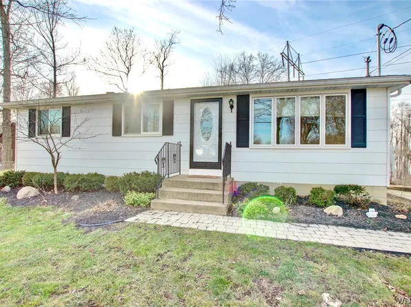 5318 Ontario Ave, Hamburg, NY 14075