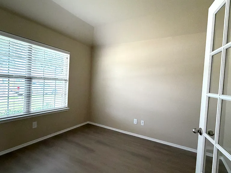 2774 Waterfall Ln — Photo 26