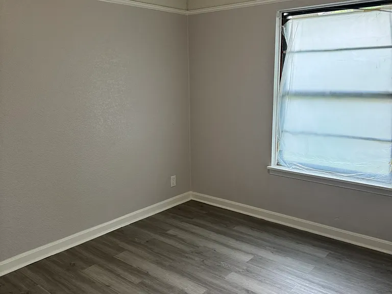 Bedrooms with new paint and Flooring