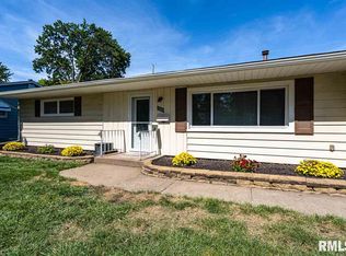 1556 Northlawn Rd, Davenport, IA 52804