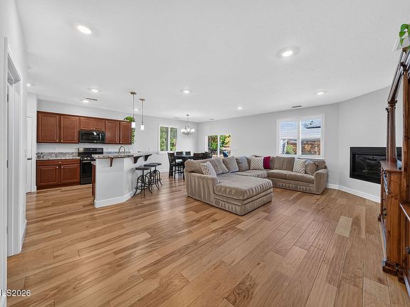 5th image of 492 Beckwourth Dr