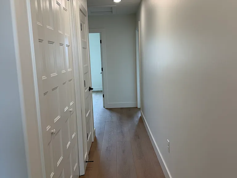 707 E Briarbrook Ln — Photo 10