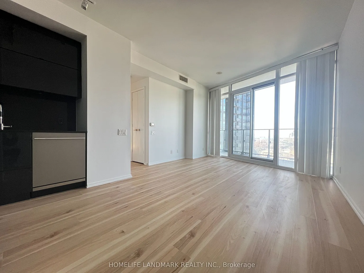 3 bed, $3,600 — Photo 2