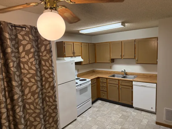 1617 Prospect St #1, Lincoln, NE 68502