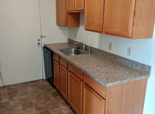 17 Village Way APT 1, Natick, MA 01760