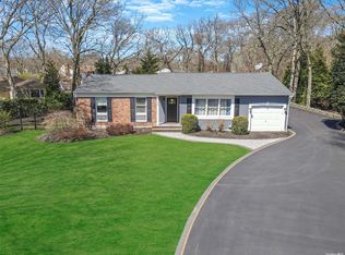 143 Granny Rd, Farmingville, NY 11738