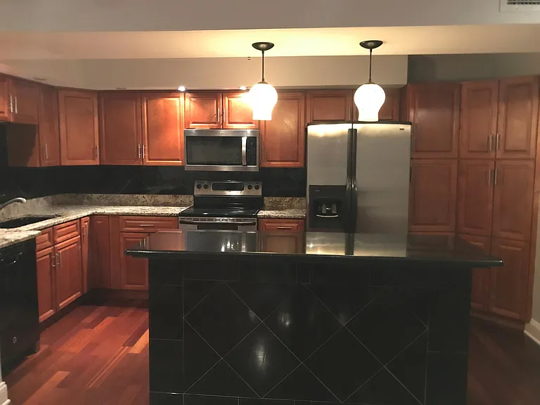 2401 Bayshore Blvd #707 — Photo 9