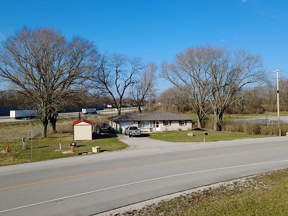 3rd image of 7132 W Stones Crossing Rd