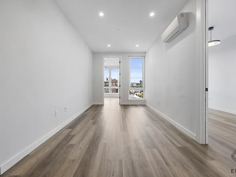 2913 Snyder Ave #6E — Photo 5