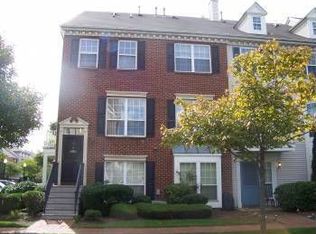 7 Redwood St, Jersey City, NJ 07305