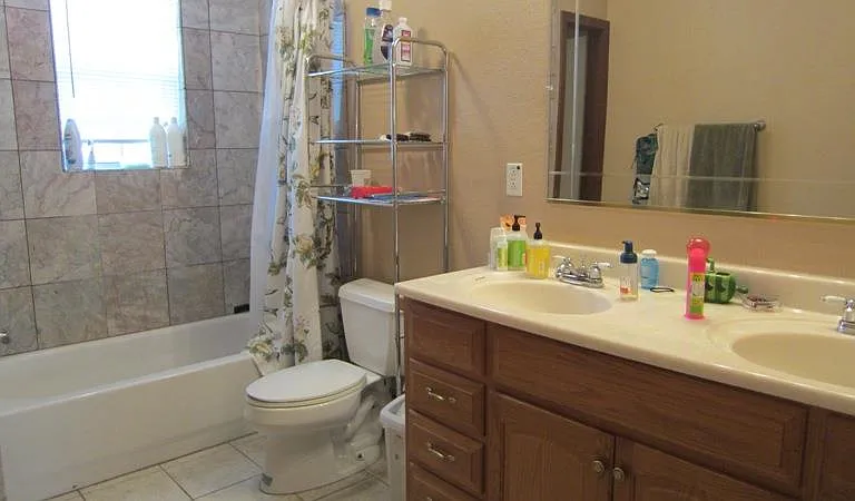 4703 Harmon Ave — Photo 12