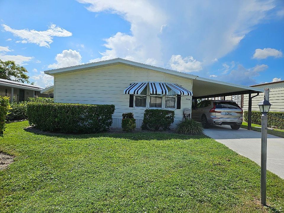 1st image of 7934 SE Saratoga Drive