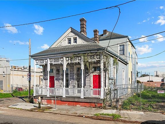 3rd image of 1200-02 Simon Bolivar Ave