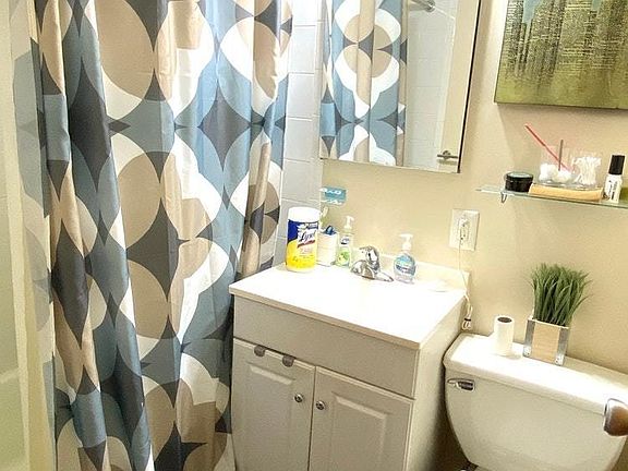 4th image of 89 Bleecker St APT 1G