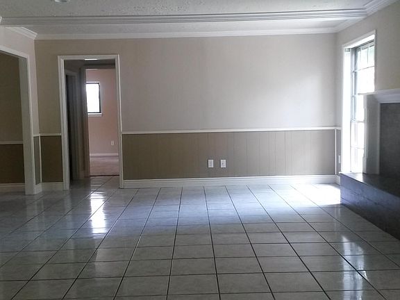 2nd image of 1019 Misty Lea Ln