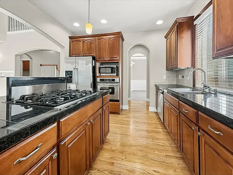 1574 Cypress Point Ave — Photo 15