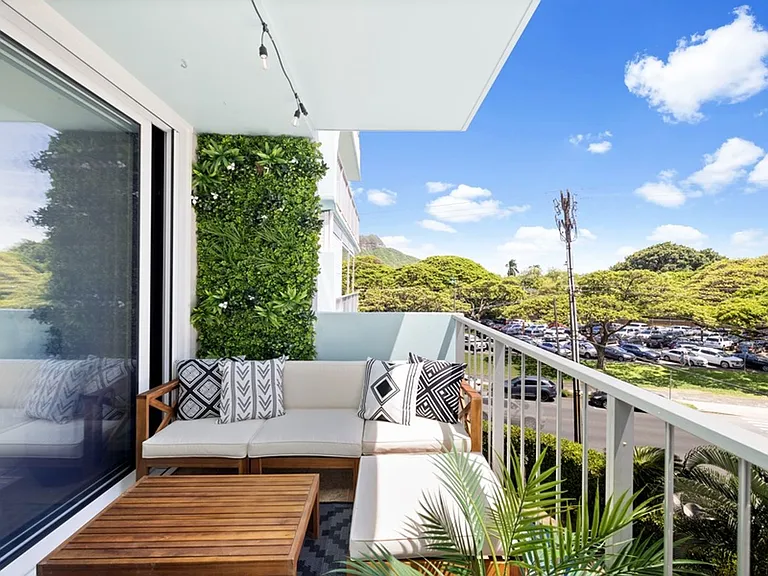 204 Kapahulu Ave #202 — Photo 2