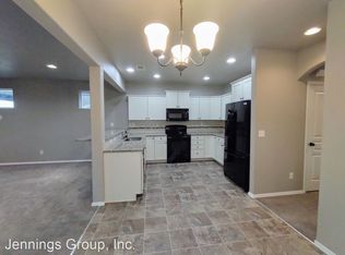 5729 Avalon Aly, Eugene, OR 97402