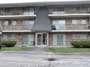 15325 Martin Luther King Jr Dr APT 4, Dolton, IL 60419