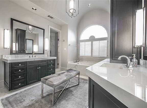 4th image of 5727 Portsmouth Ln