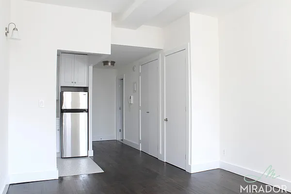 Rented by Mirador Real Estate | media 7