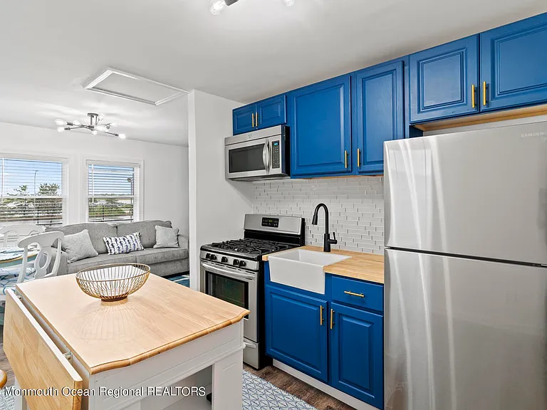 1007 Barnegat Ave #1 — Photo 8