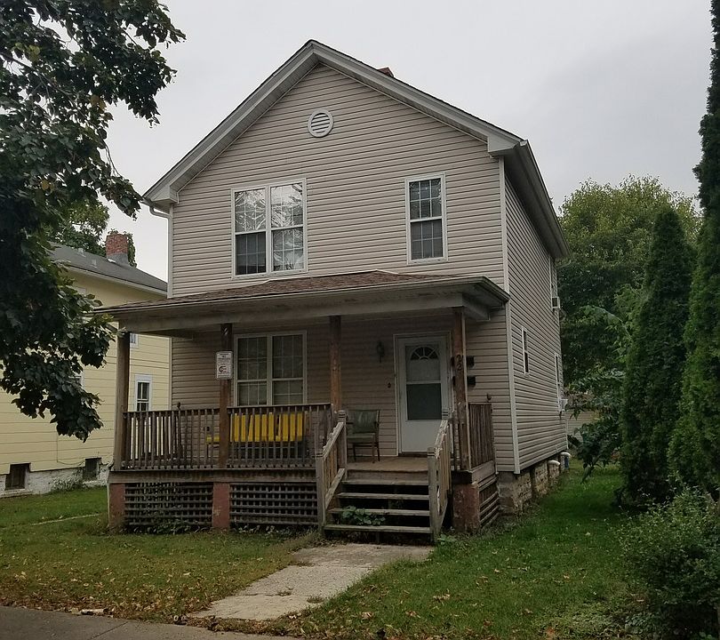 1st image of 221 N Hickory St APT 2