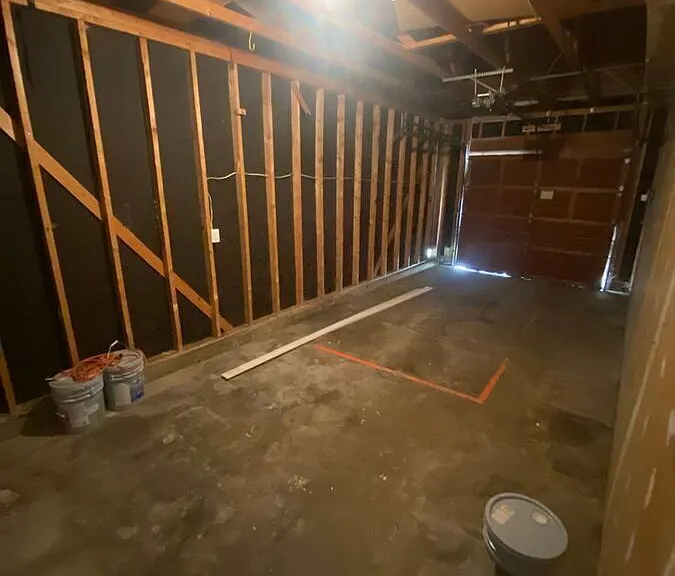 1077 S Moline St — Photo 17