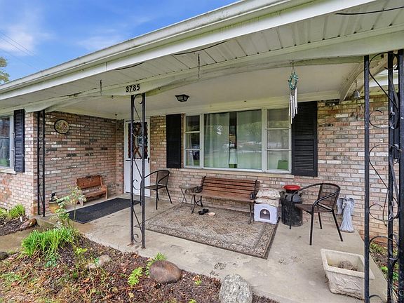 3rd image of 3785 Fomorin Rd