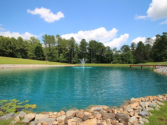 4th image of 500 Mill Stone Ln