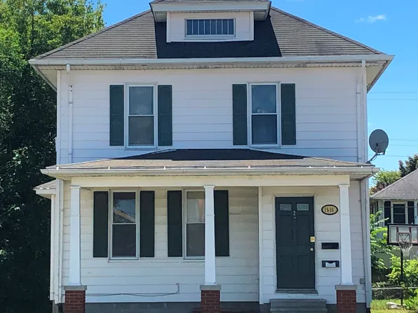 1816 Martin Ave APT 2, Pt Huron, MI 48060