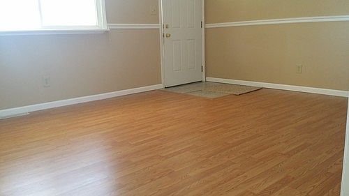 3rd image of 15111 Fuller Ave