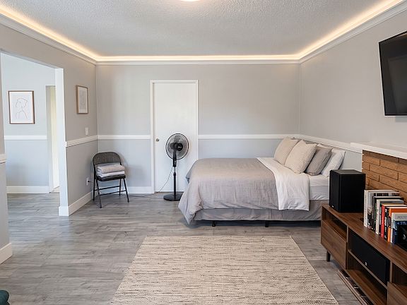 2nd image of 11757 72a Ave #2